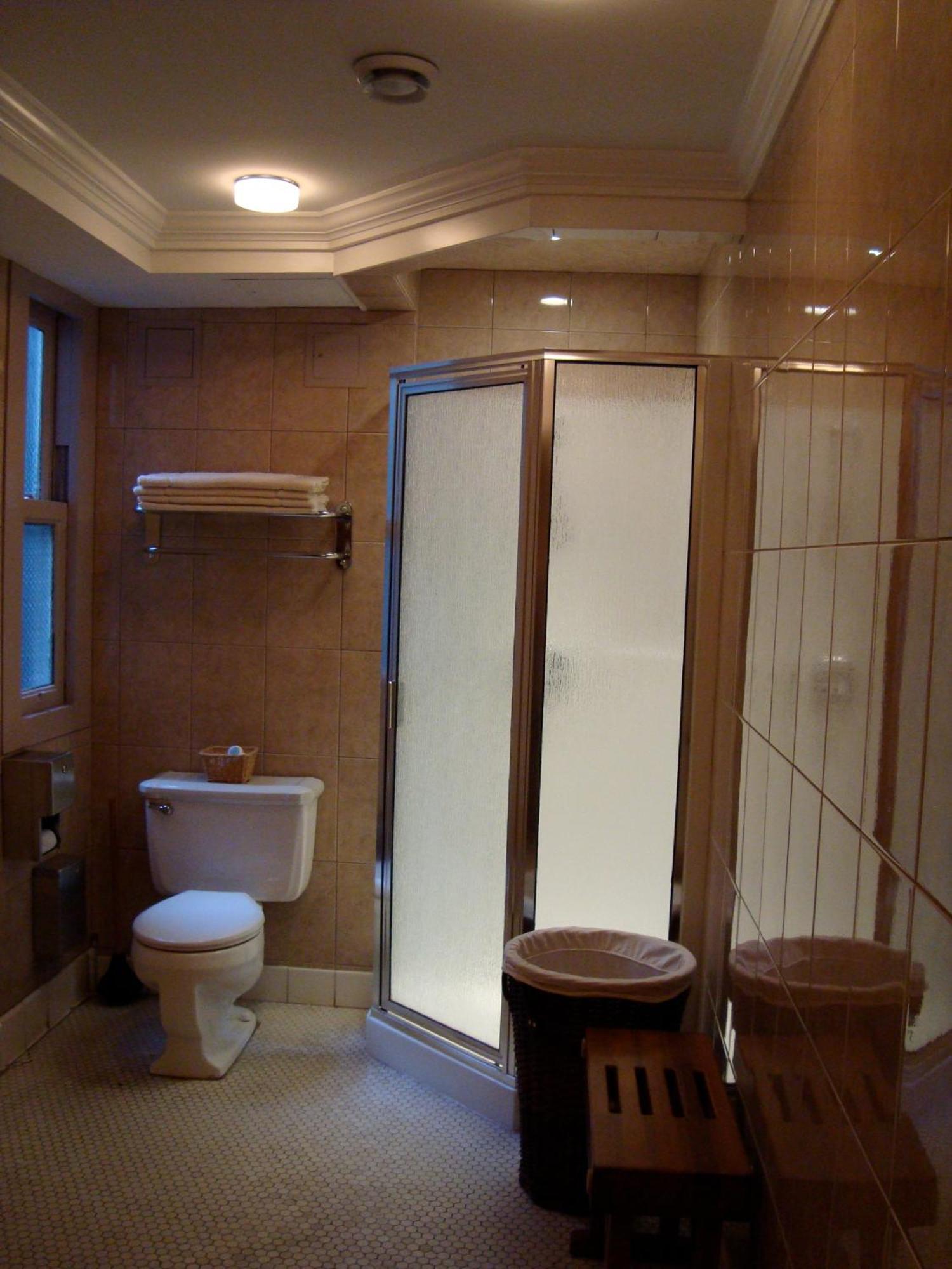 Double Room with Shared Bathroom