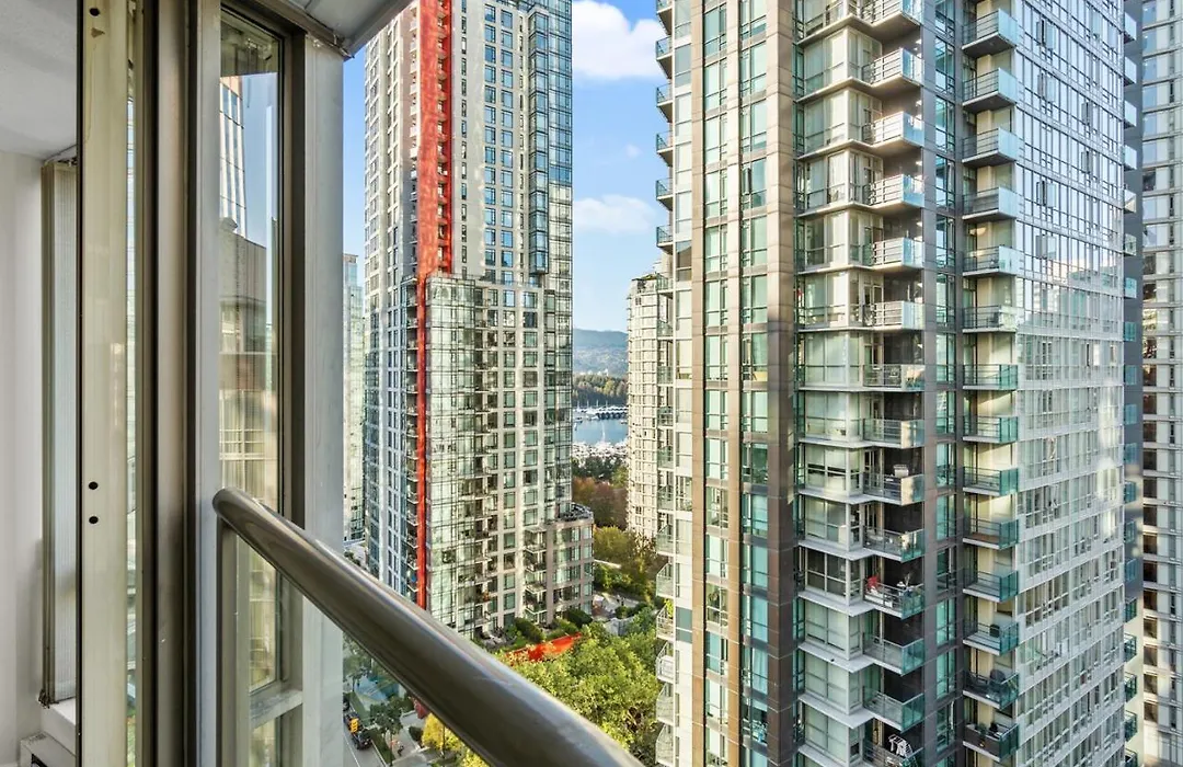 Downtown Luxury 1Br Coal Harbour-1
