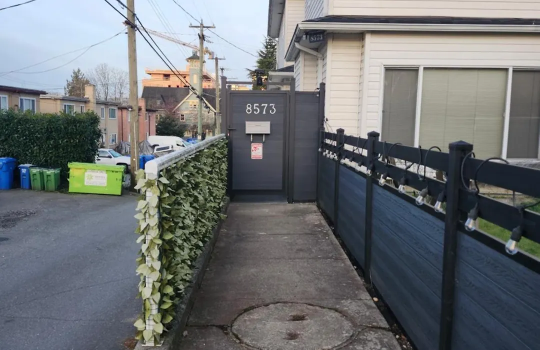 Marpole Guest House-1