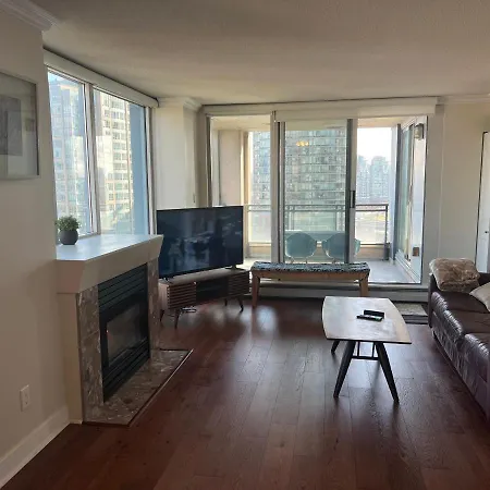 3 Bed 2 Bath Downtown Vancouver Water And City Views-3