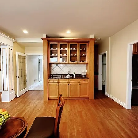 Super Cosy 8Bed & 6Bath In Vancouver Heart Near To Airport And Downtown-3