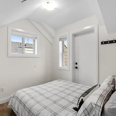 Parker Guest House-2