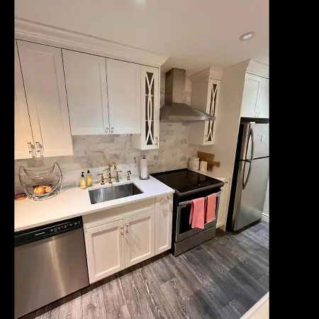 Ocean Villa -1Bdr- King Bed- Kitsilano Beach W/Parking-3
