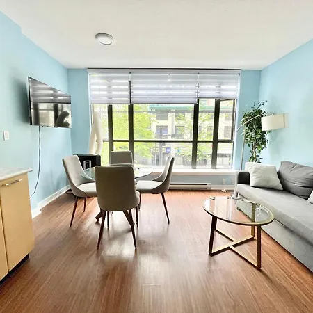 Downtown 1Br Condo At Granville Strip Near English Bay-3