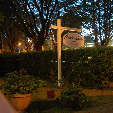 Cambie Lodge-2
