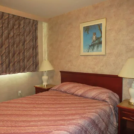 Tropicana Suite Hotel-3