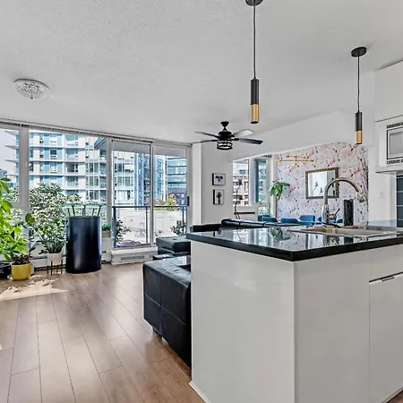 Gastown Downtown Apartment Very Central-3