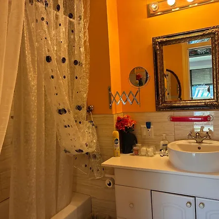 Diana'S Luxury Bed And Breakfast-2