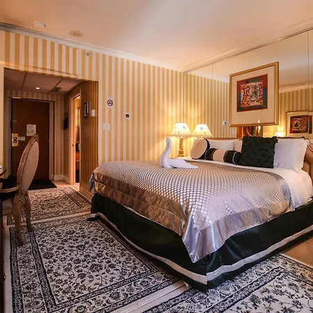 Boutique Suites - Vancouver-3