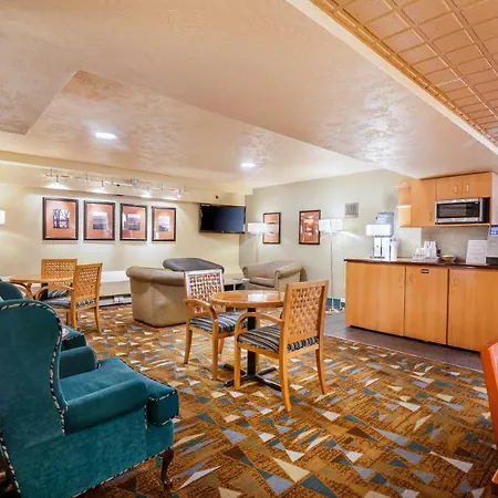 Howard Johnson By Wyndham Vancouver Downtown-3