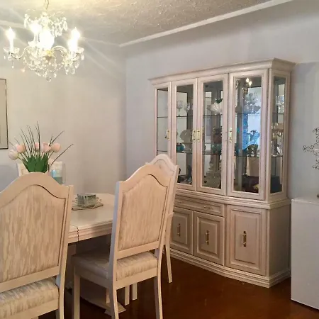 Lee Home-2